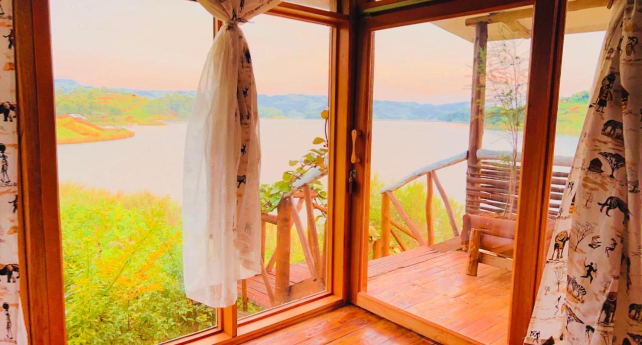 Lake Bunyonyi Rock Resort Kabale Exteriör bild