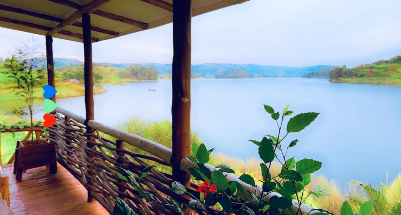 Lake Bunyonyi Rock Resort Kabale Exteriör bild
