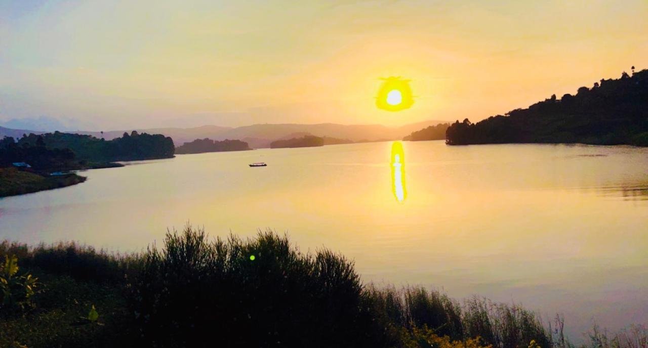 Lake Bunyonyi Rock Resort Kabale Exteriör bild
