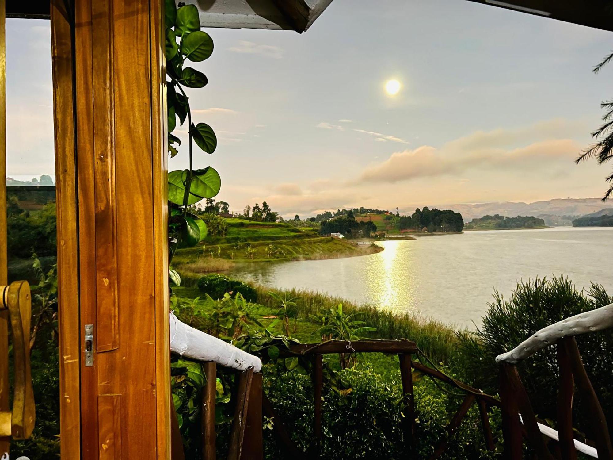 Lake Bunyonyi Rock Resort Kabale Exteriör bild